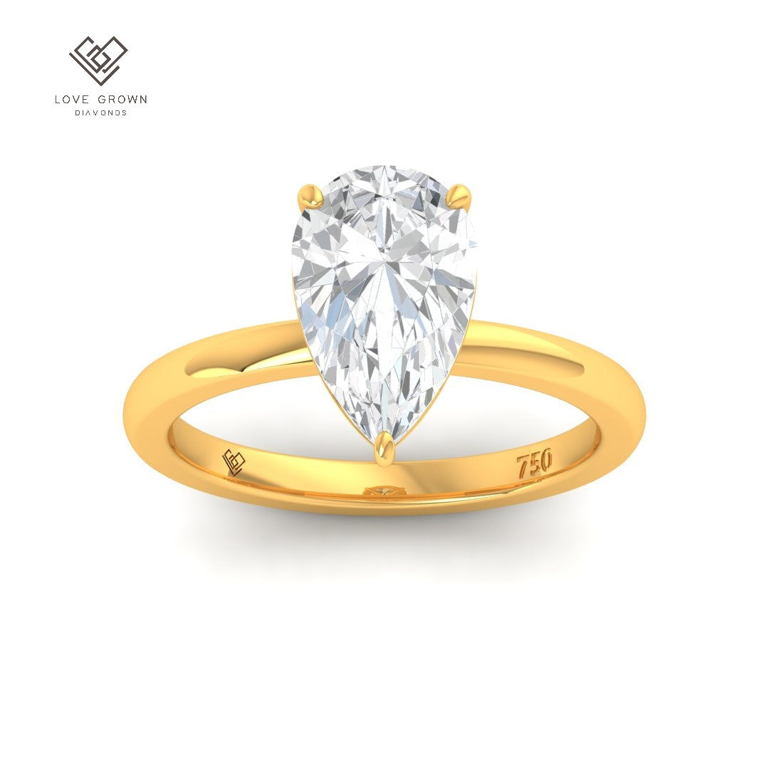 Noémie Solitaire Pear Cut With Diamond Engagement Ring