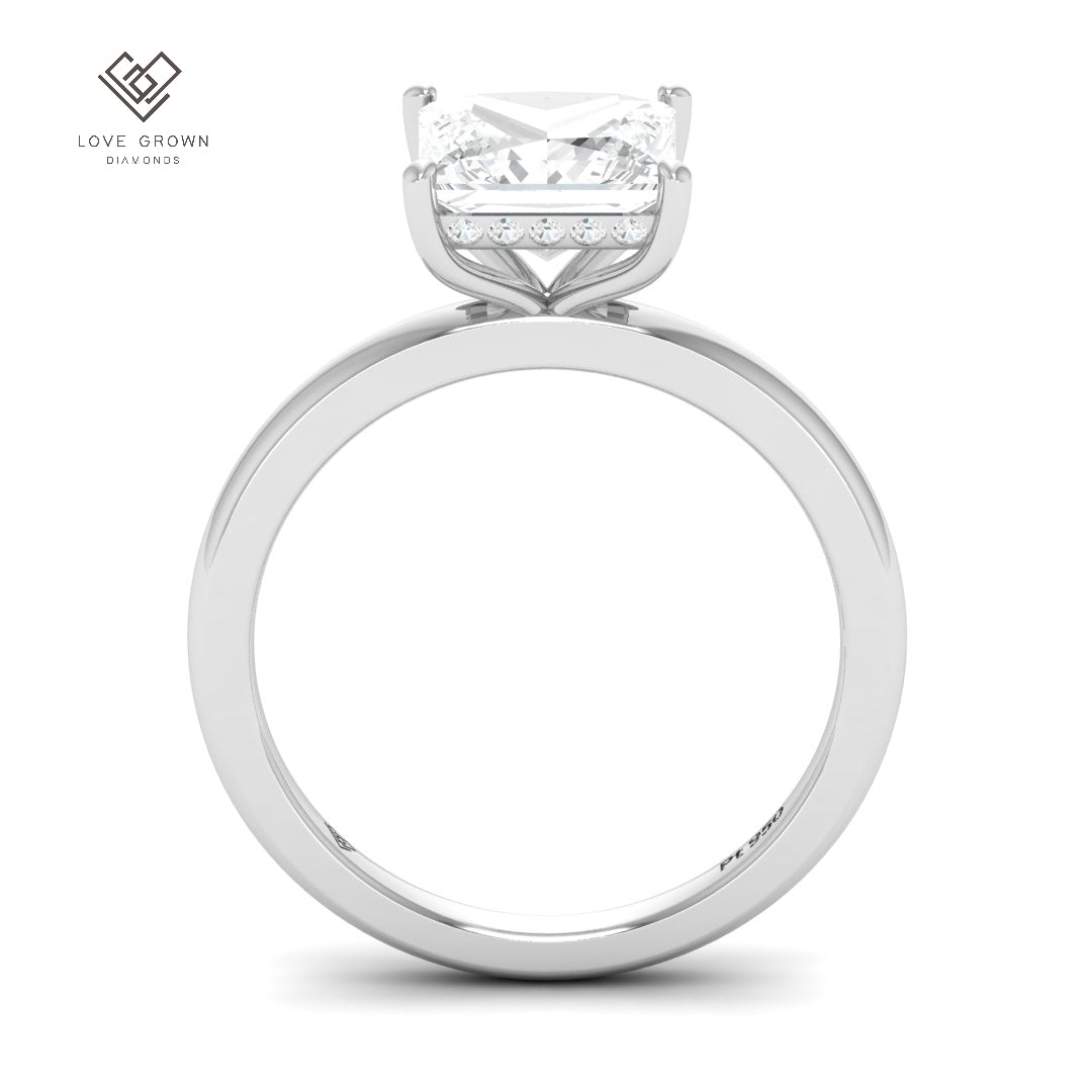 Léa Princess Cut Diamond With Hidden Halo Engagement Ring