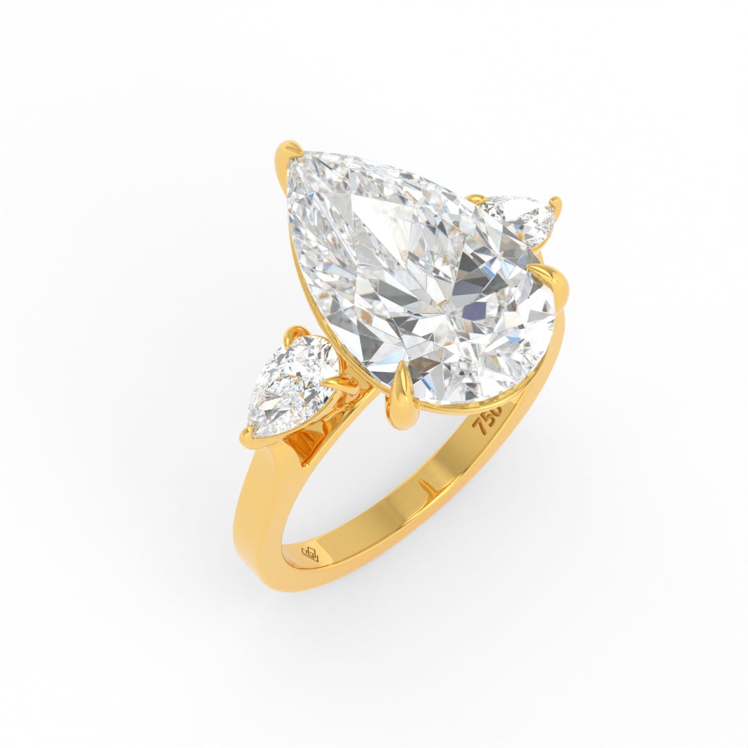 Bague de fiançailles Sofia en diamant taille poire avec diamants latéraux taille poire