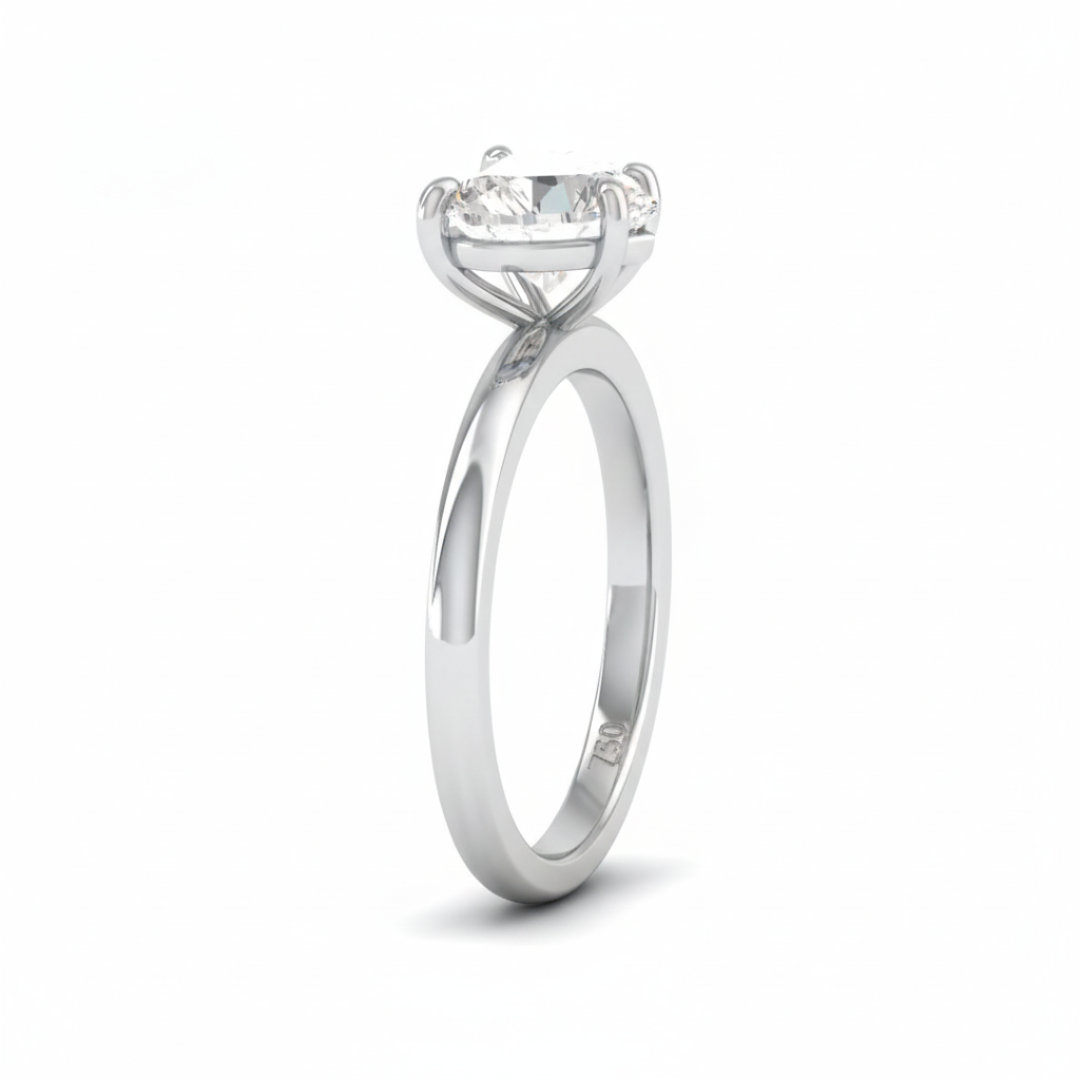 Noémie Solitaire Heart Cut With Diamond Engagement Ring