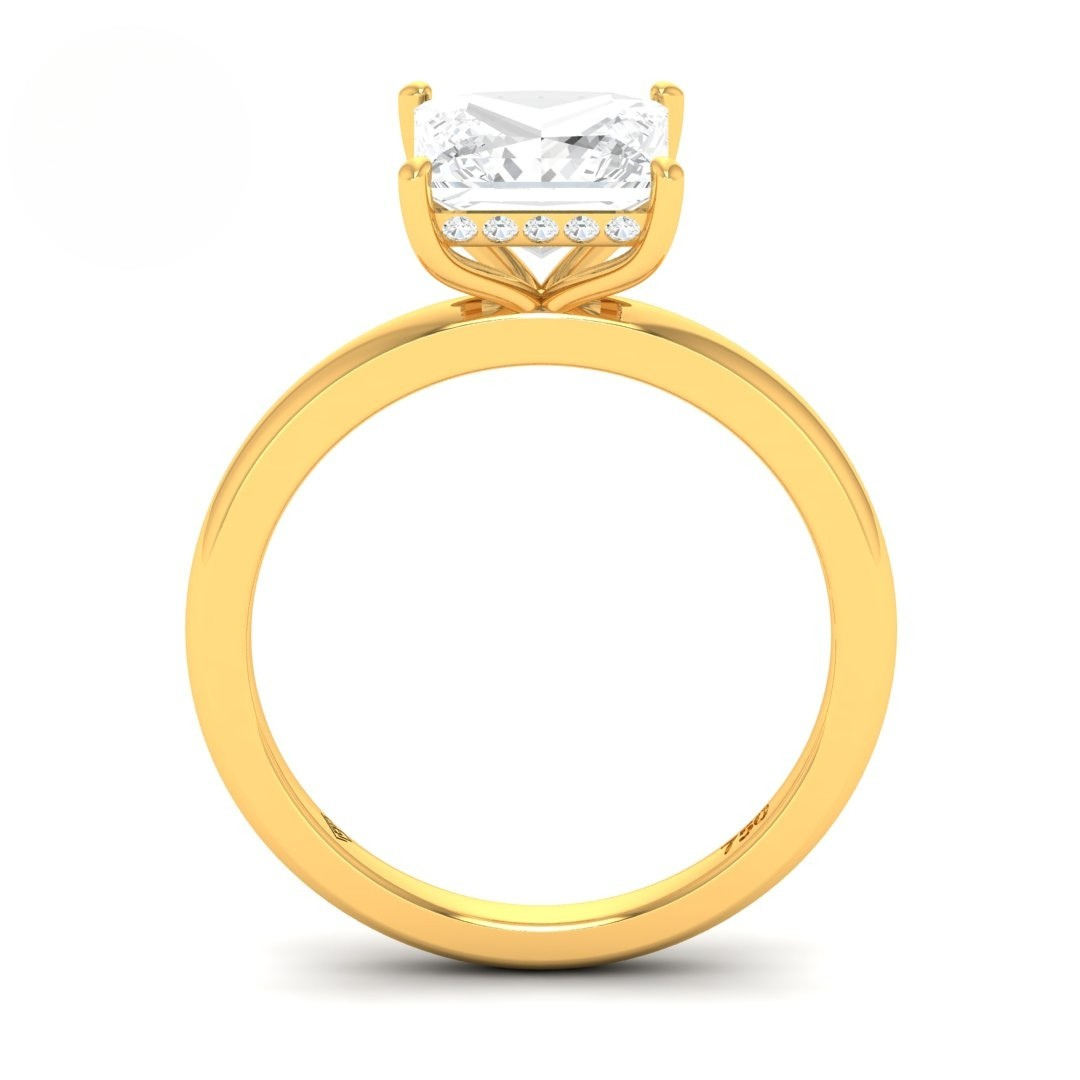 Léa Princess Cut Diamond With Hidden Halo Engagement Ring