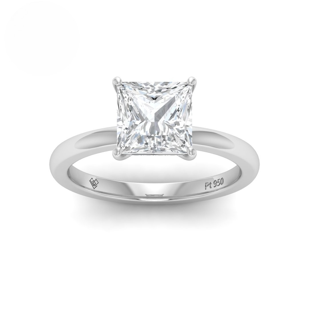 Léa Princess Cut Diamond With Hidden Halo Engagement Ring