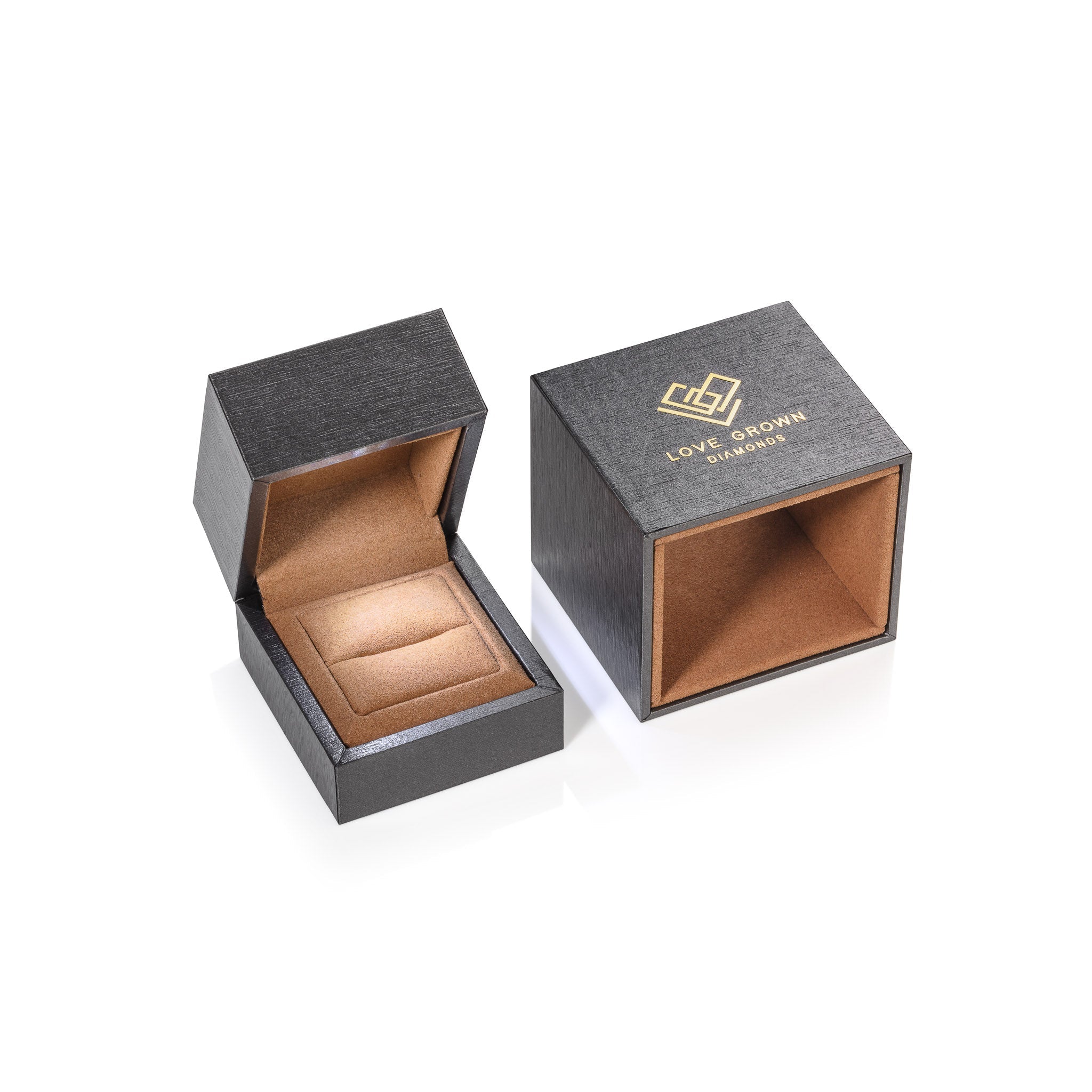 Open and closed black Love Grown Diamonds ring boxes with brown interior for Noémie Solitaire Radiant cut diamond ring