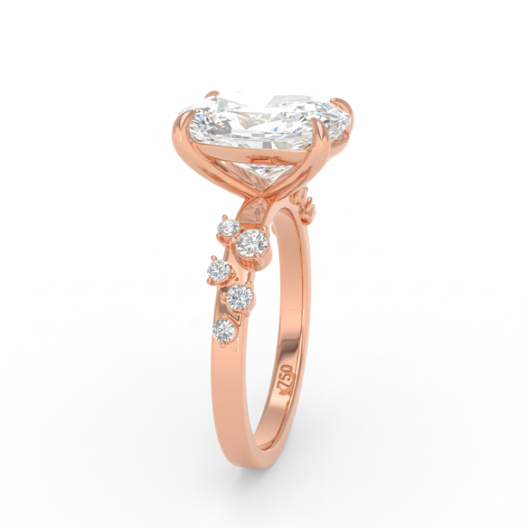 Bague de fiançailles Layla sertie de diamants coussin et ornée de diamants sur l'anneau