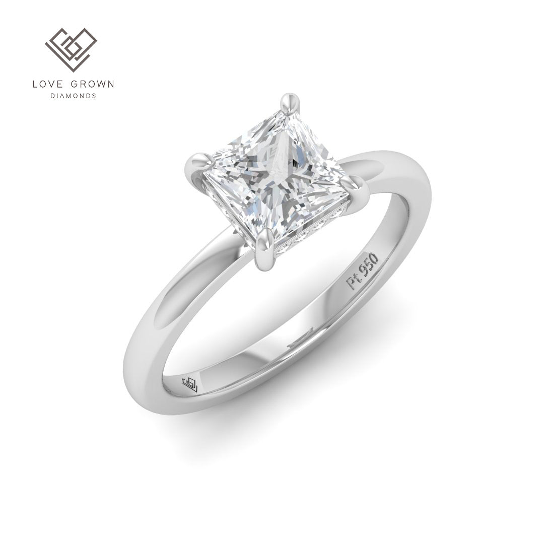 Léa Princess Cut Diamond With Hidden Halo Engagement Ring