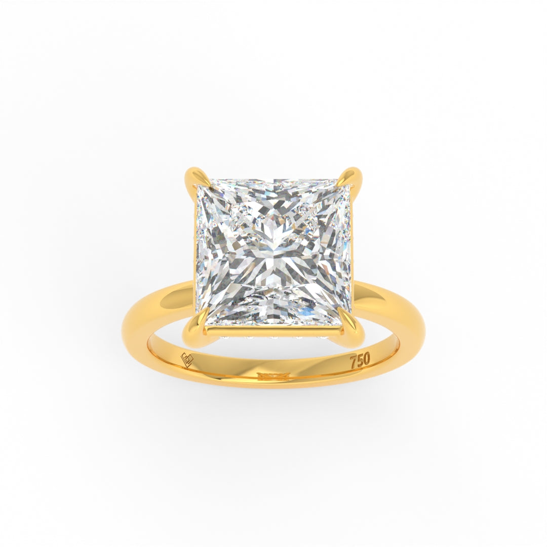 Léa Princess Cut Diamond With Hidden Halo Engagement Ring