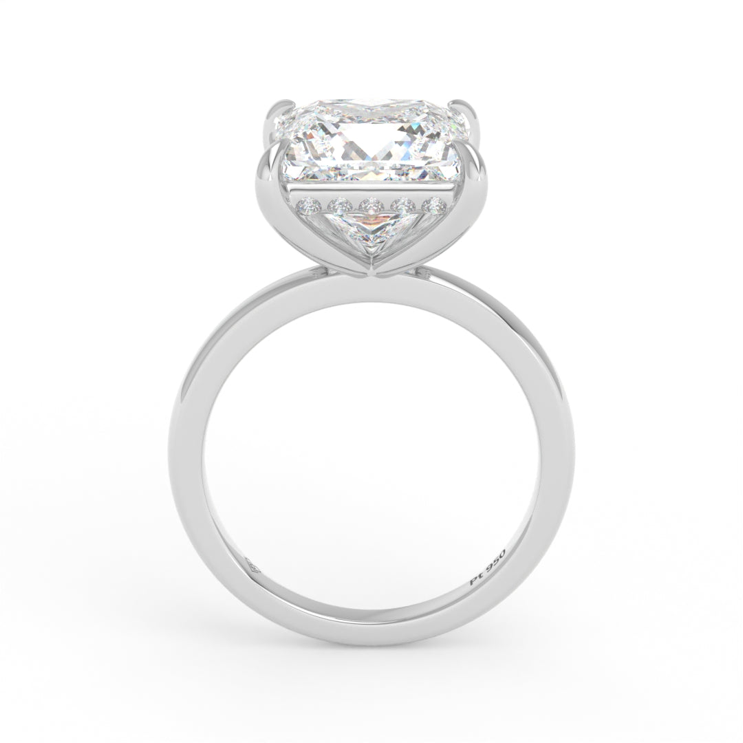 Léa Princess Cut Diamond With Hidden Halo Engagement Ring