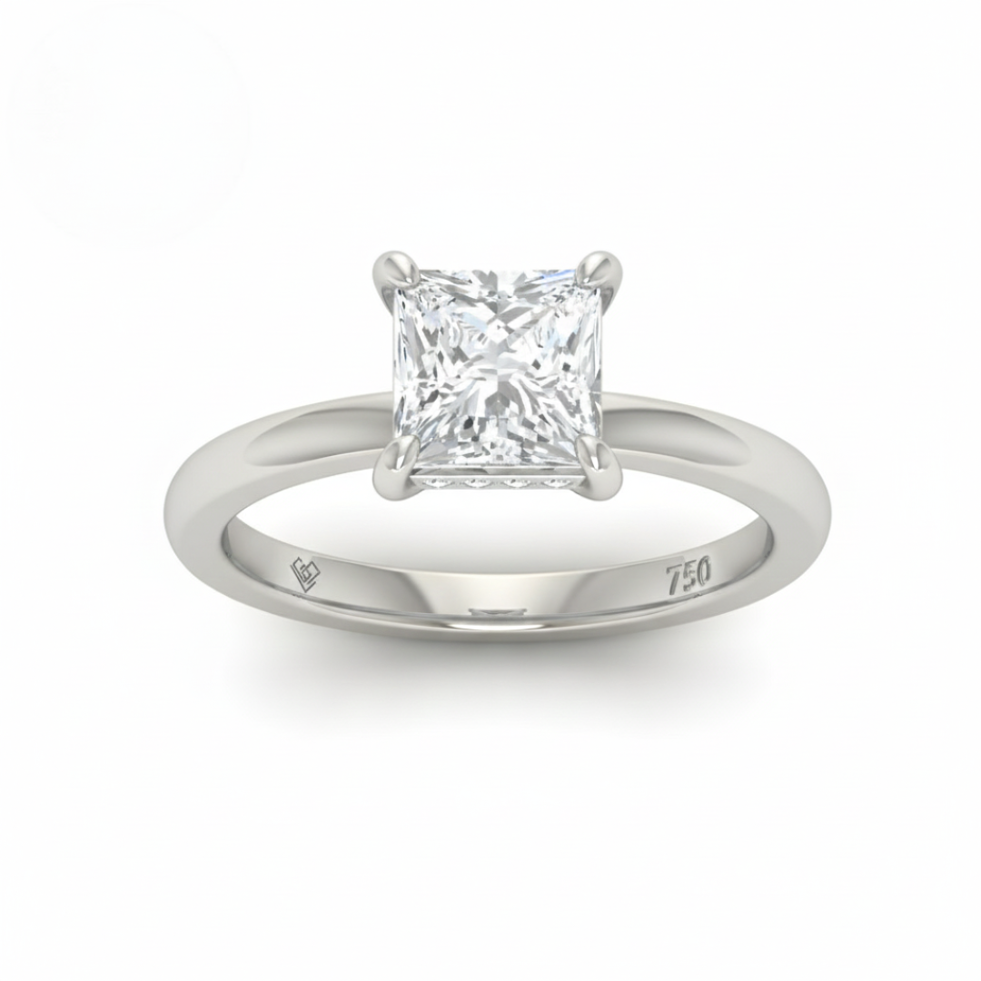Léa Princess Cut Diamond With Hidden Halo Engagement Ring