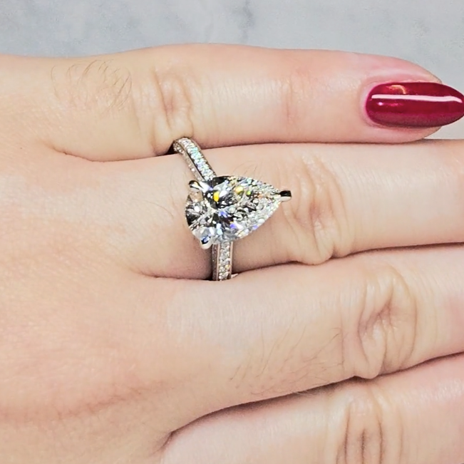 Katherine Pear cut engagement ring 3D Diamond Band