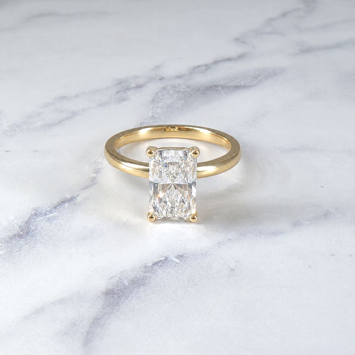 Noémie Solitaire Radiant Cut With Diamond Engagement Ring
