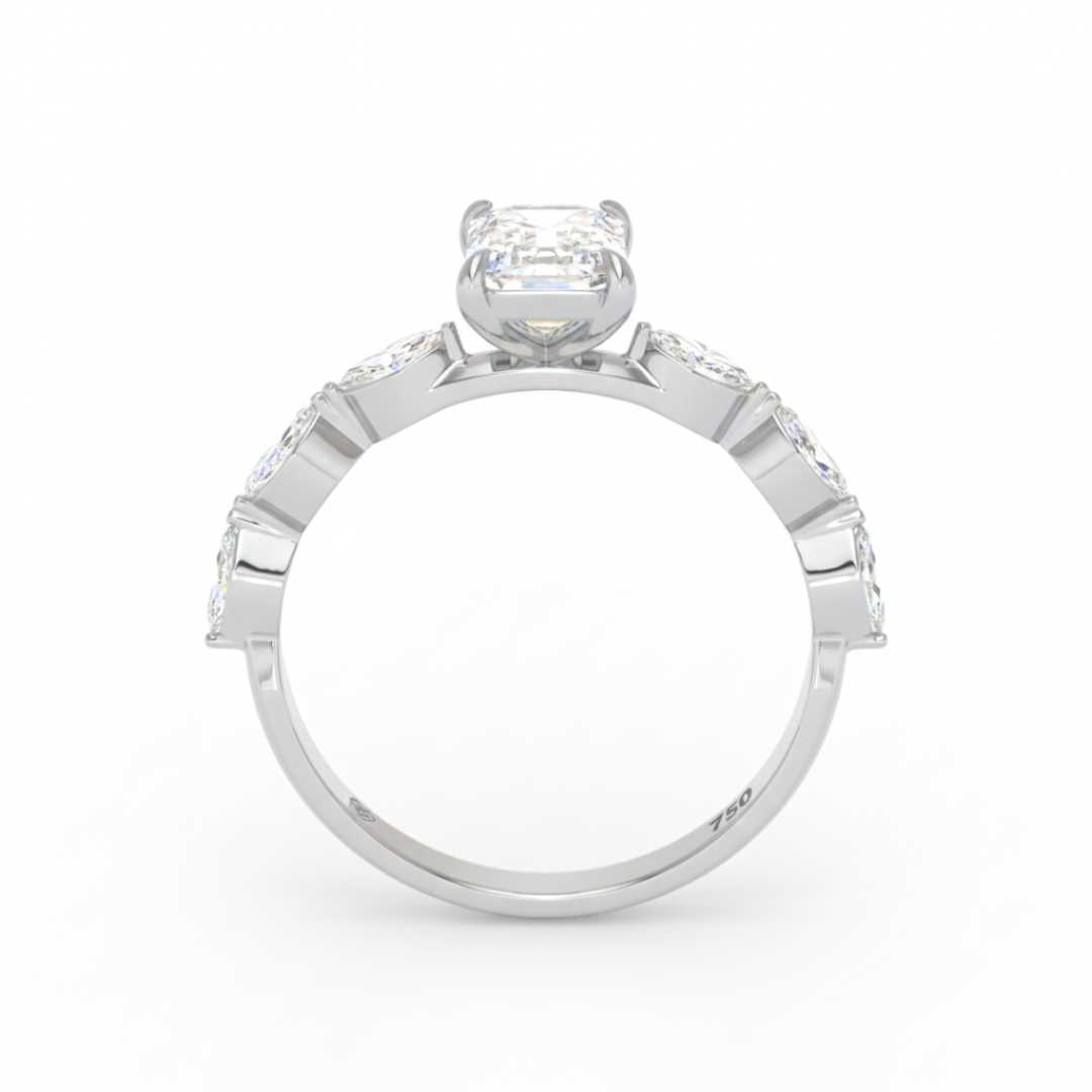 卡桑德拉祖母綠切割鑽石訂婚戒指，搭配馬眼形切割鑽石戒圈