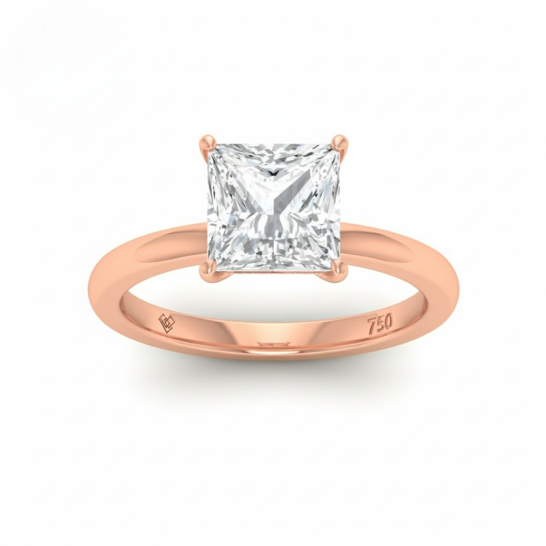 Léa Princess Cut Diamond With Hidden Halo Engagement Ring