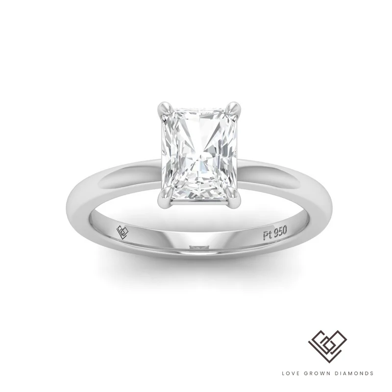 Noémie Radiant Diamond Plain Band Engagement Ring