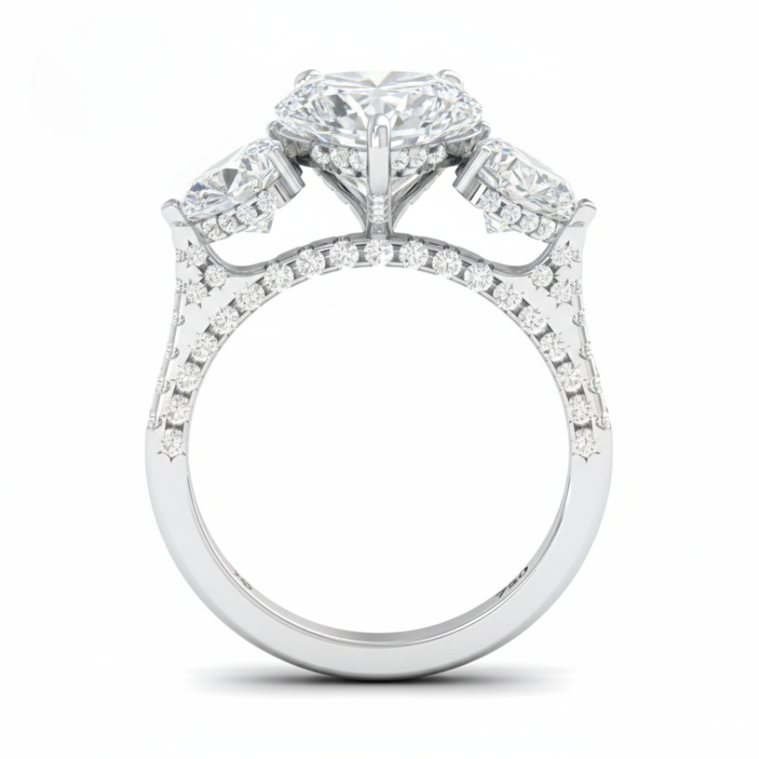 維多利亞心形切割鑽石訂婚戒指，搭配心形切割側鑽和3D鑽石戒圈