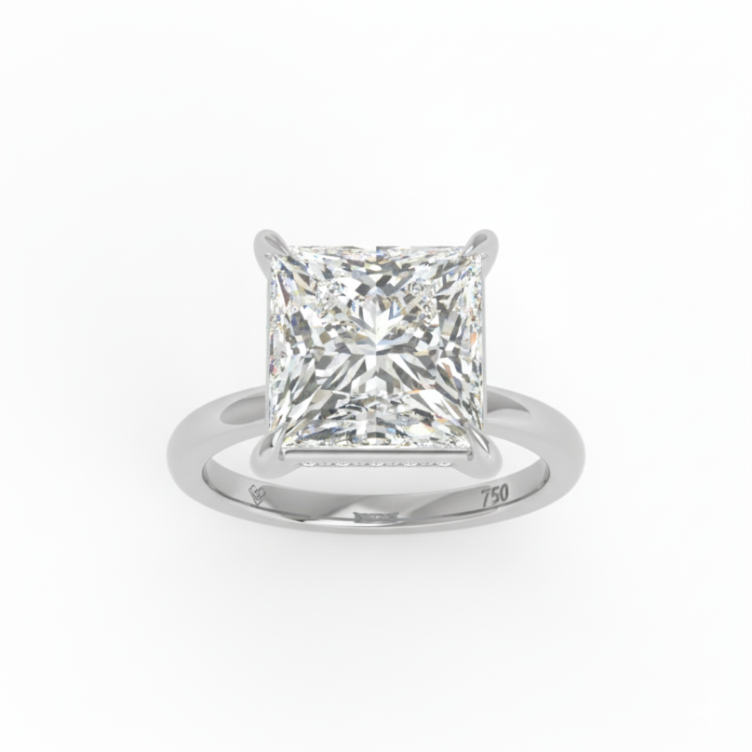 Léa Princess Cut Diamond With Hidden Halo Engagement Ring