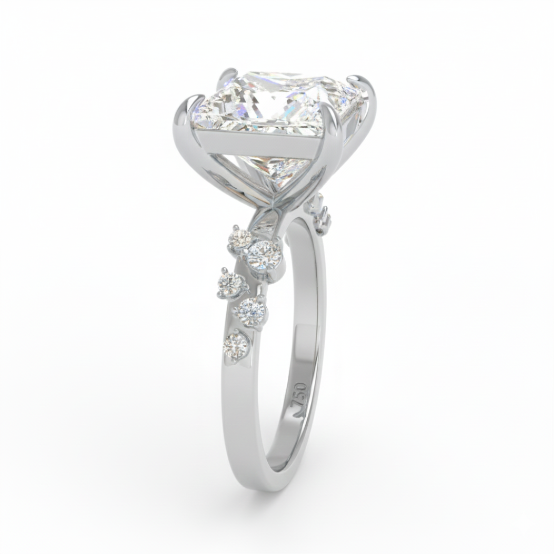 Bague de fiançailles Layla avec diamant taille princesse et anneau accentué