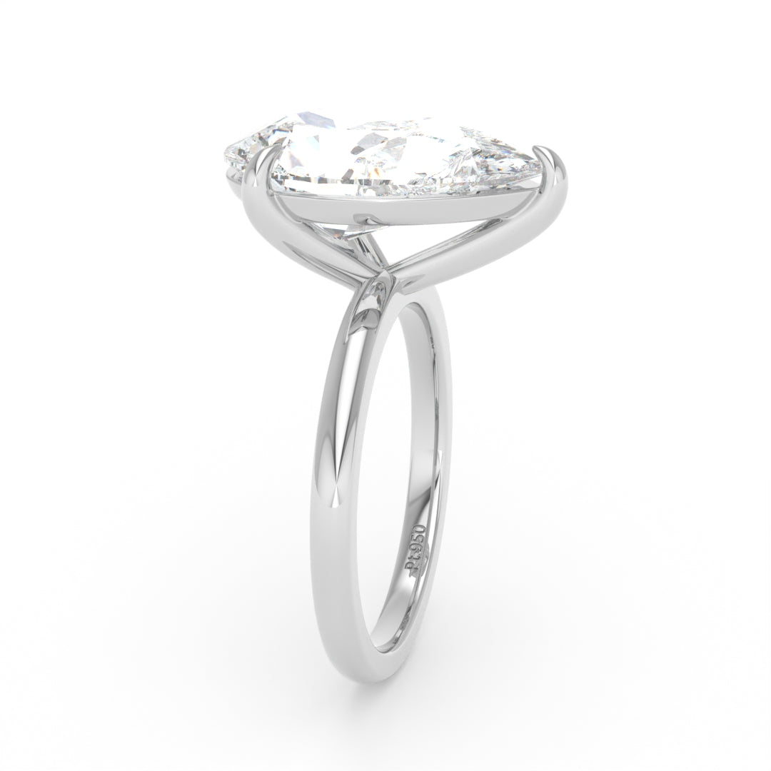 Noémie Solitaire Pear Cut With Diamond Engagement Ring