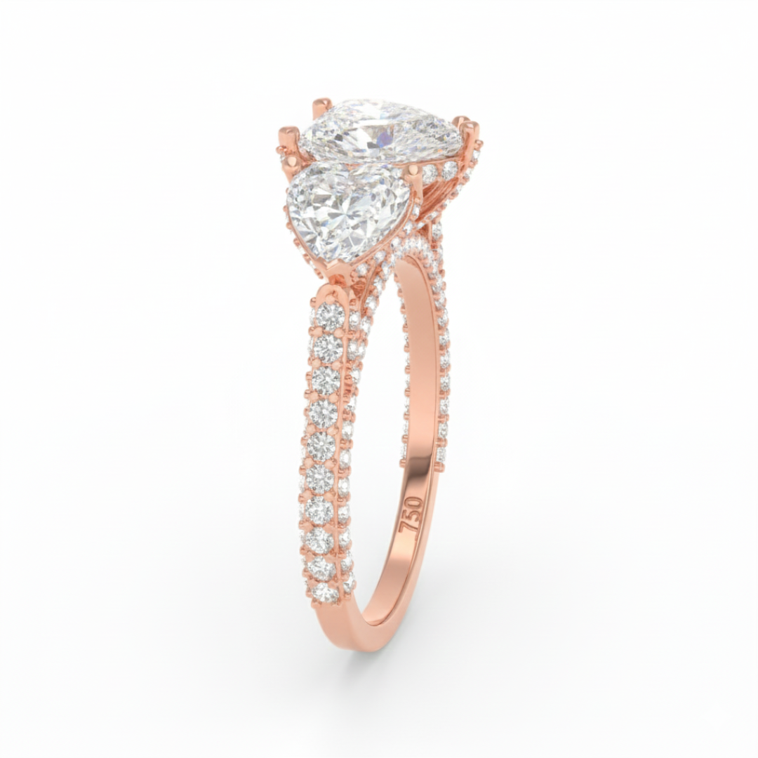 維多利亞心形切割鑽石訂婚戒指，搭配心形切割側鑽和3D鑽石戒圈