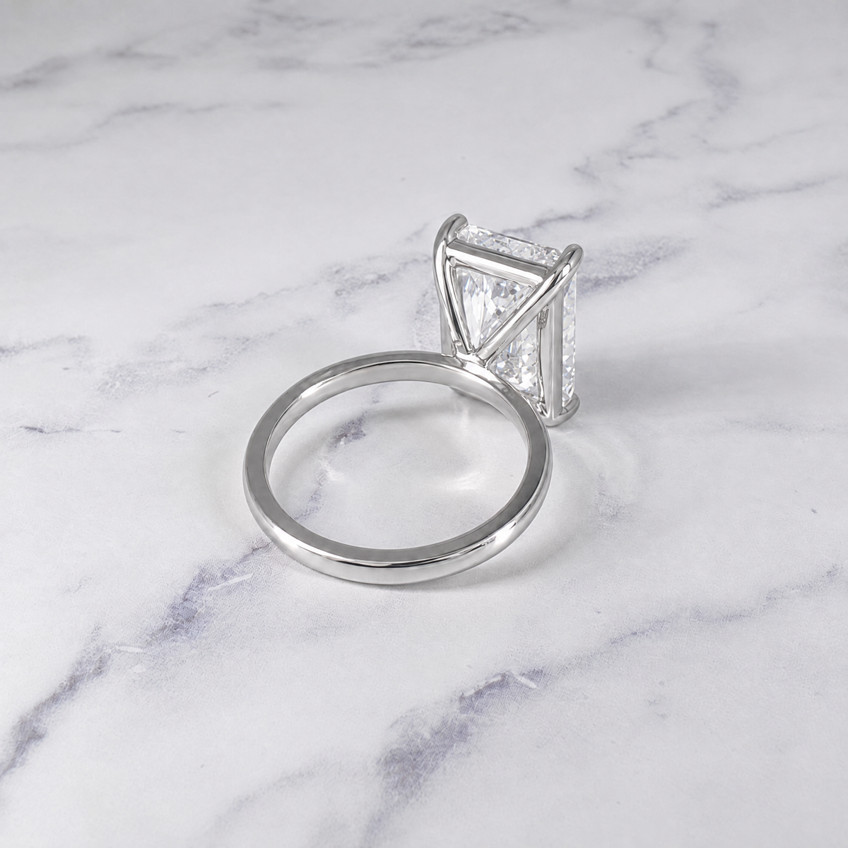 Bague de fiançailles Noémie Solitaire taille radiant avec diamant