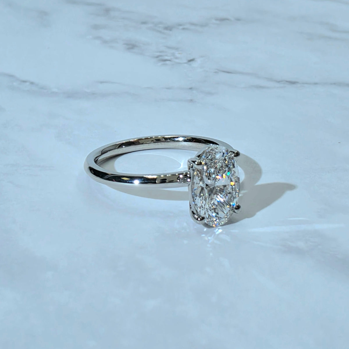 Noémie Solitaire Oval Cut With Diamond Engagement Ring