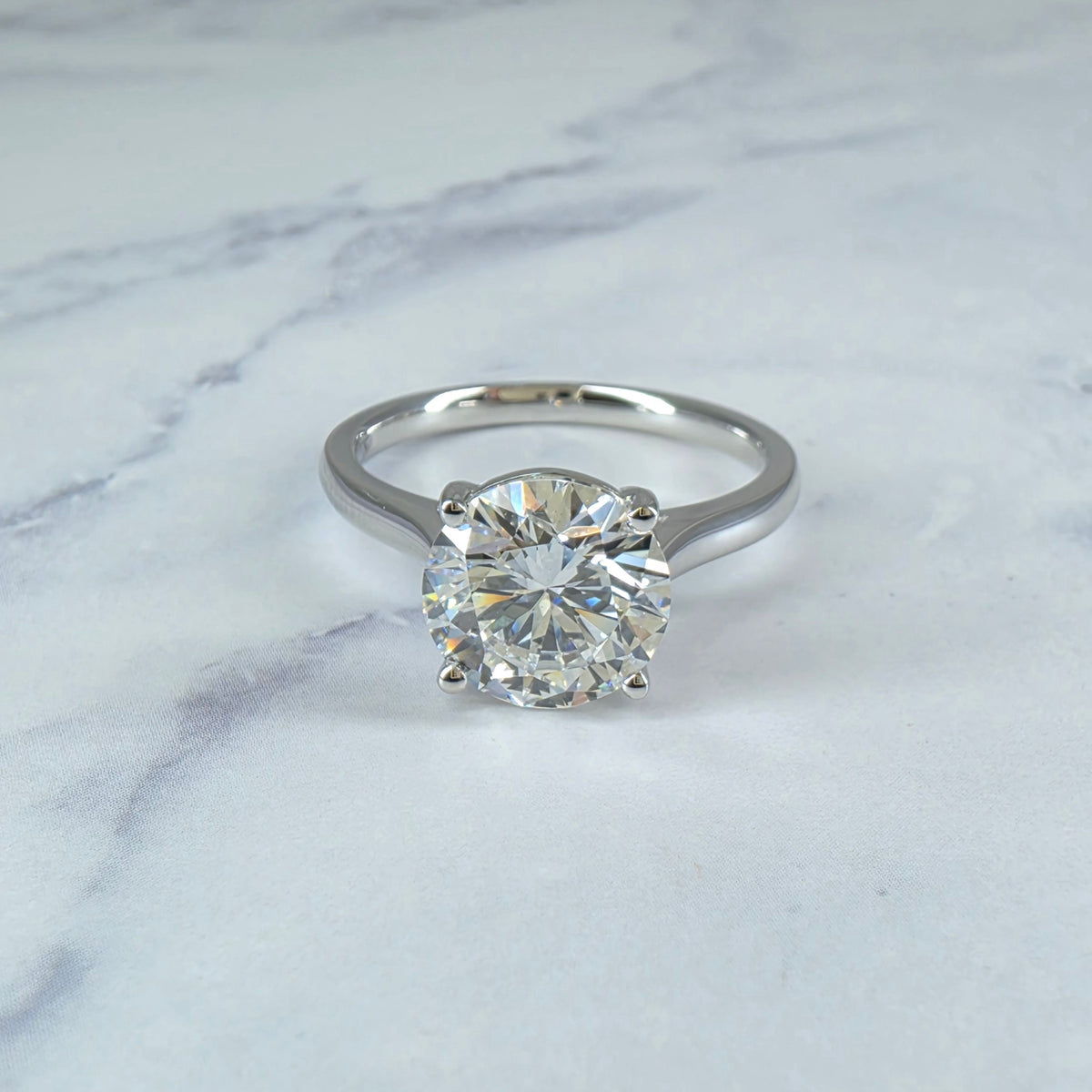 Noémie Solitaire Round Cut With Diamond Engagement Ring